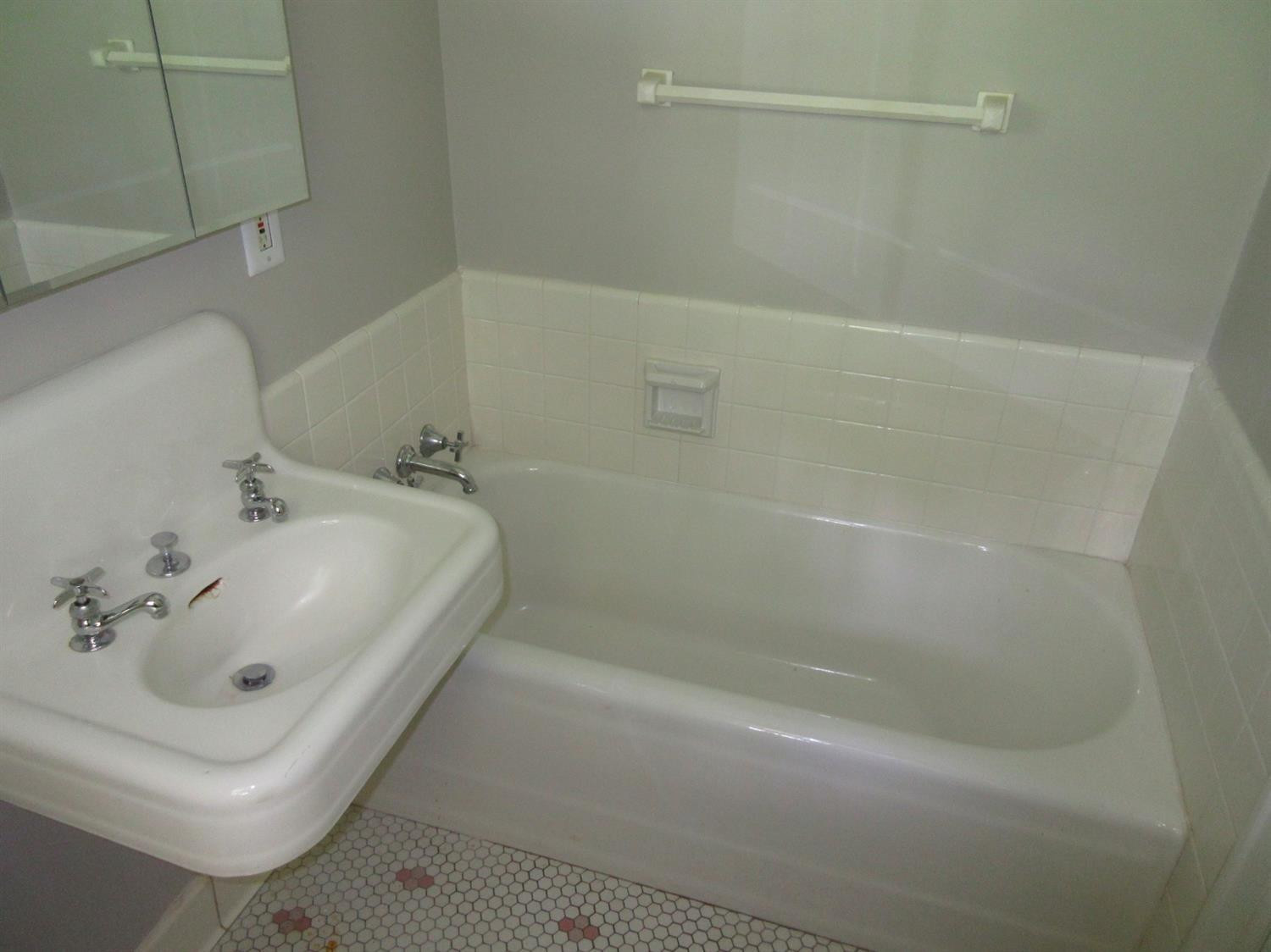 238 McDowell Road, Unit 2 Lexington, KY 40502 - Photo 22 of 32 Listing Photo
