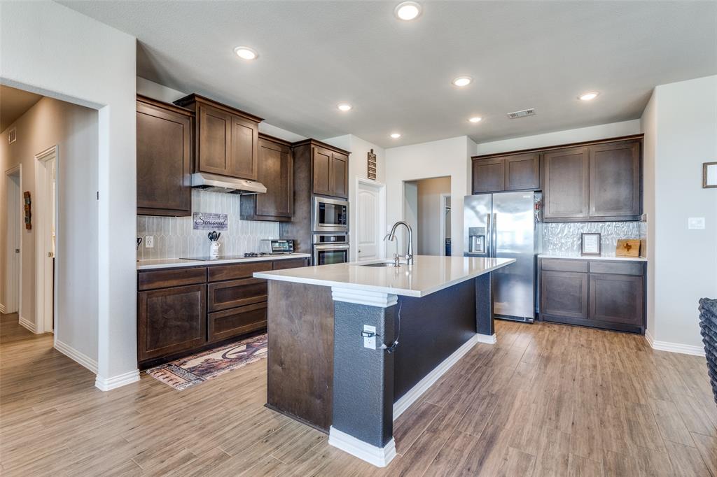 150 Spanish Moss Trail Rhome, TX 76078 - Photo 11 of 30