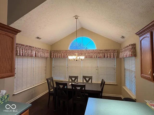 $309,900 | 5118 West Preakness Court, Muncie, IN 47304