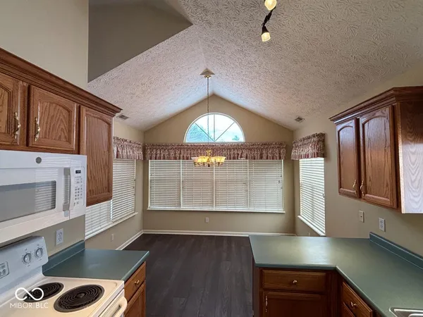 $309,900 | 5118 West Preakness Court, Muncie, IN 47304