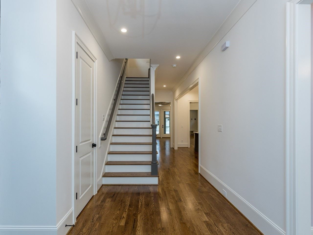 200 Shepherd Street Raleigh, NC 27607 - Photo 4 of 30 Photo 4