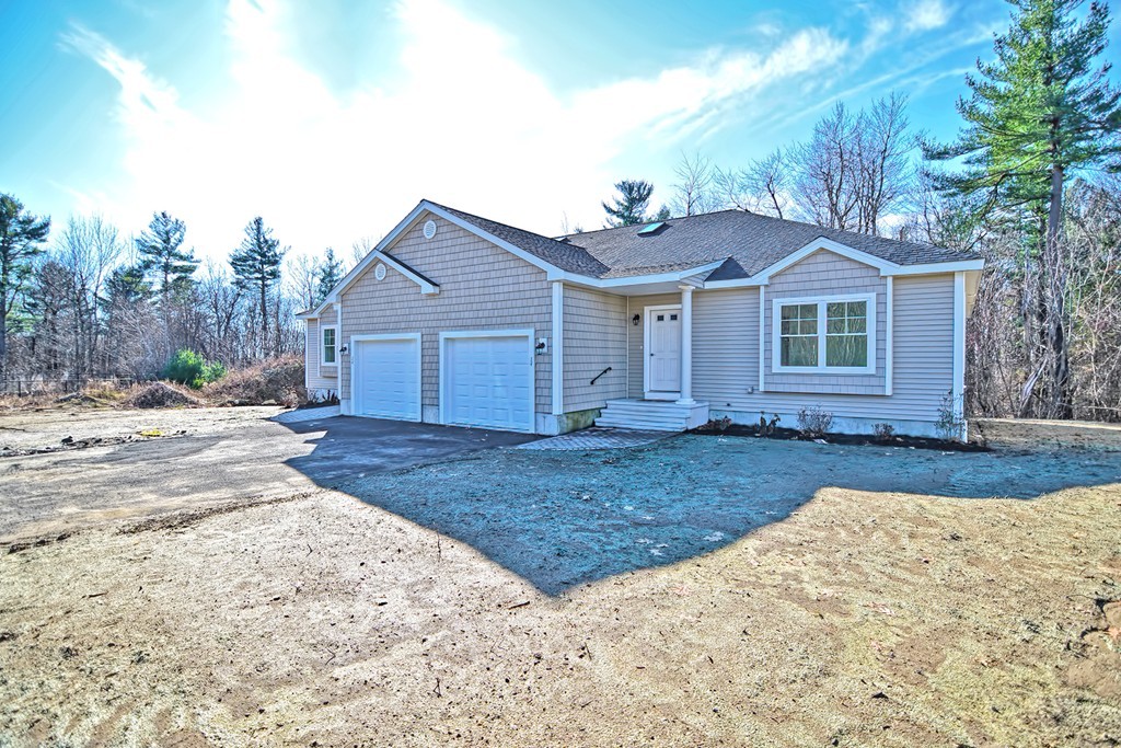 25 Village Road, Unit 25 Paxton, MA 01612 - Photo 1 of 16 Gallery Image 1
