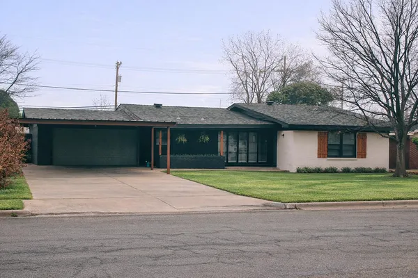 $249,000 | 2504 53rd Street, Lubbock, TX 79413