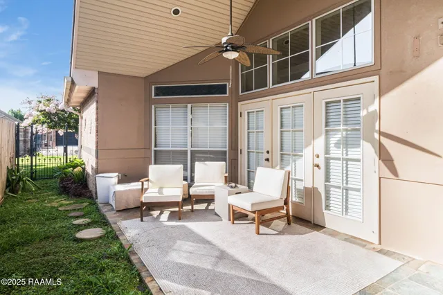 $2,500 | 141 Kingspointe Circle, Lafayette, LA 70508