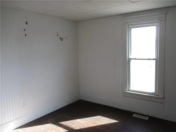 $69,000 | 105 2nd Street, Bartlett, KS 67332