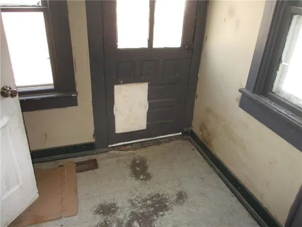 $69,000 | 105 2nd Street, Bartlett, KS 67332