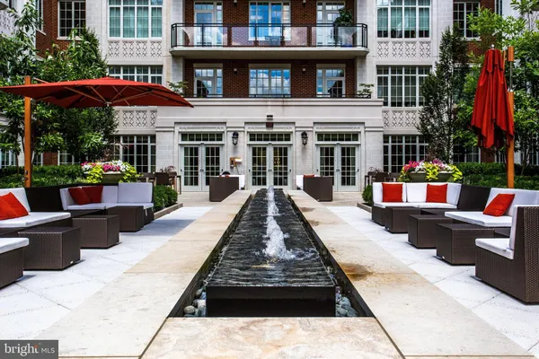 $2,150,000 | 6900 Fleetwood Road, Unit 318, McLean, VA 22101