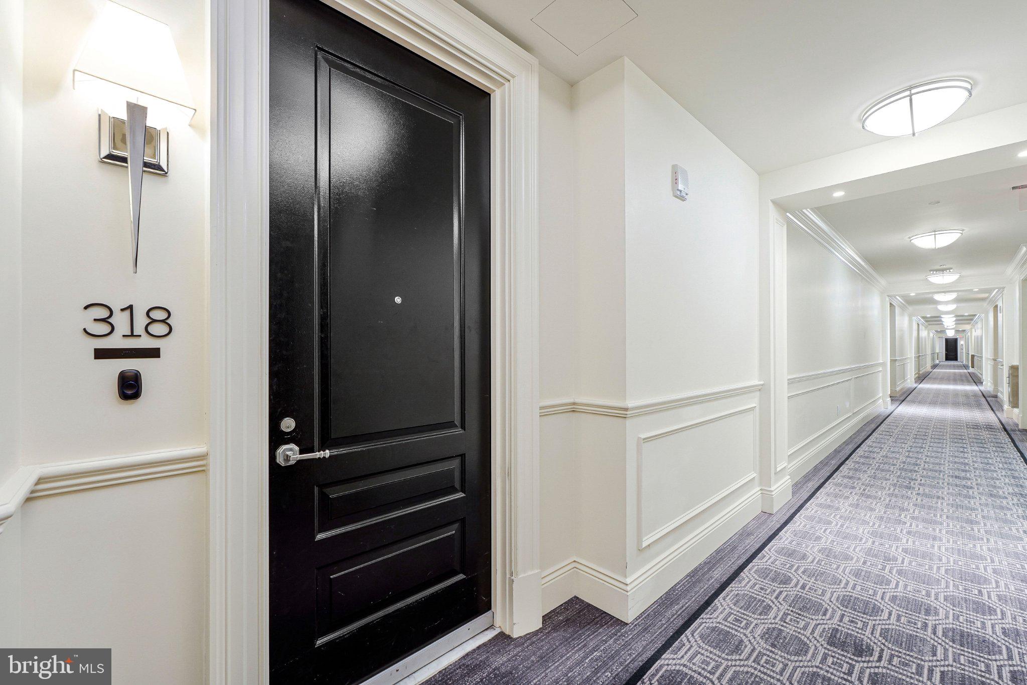 6900 Fleetwood Road, Unit 318 McLean, VA 22101 - Photo 2 of 58 Inviting entrance to Room 318