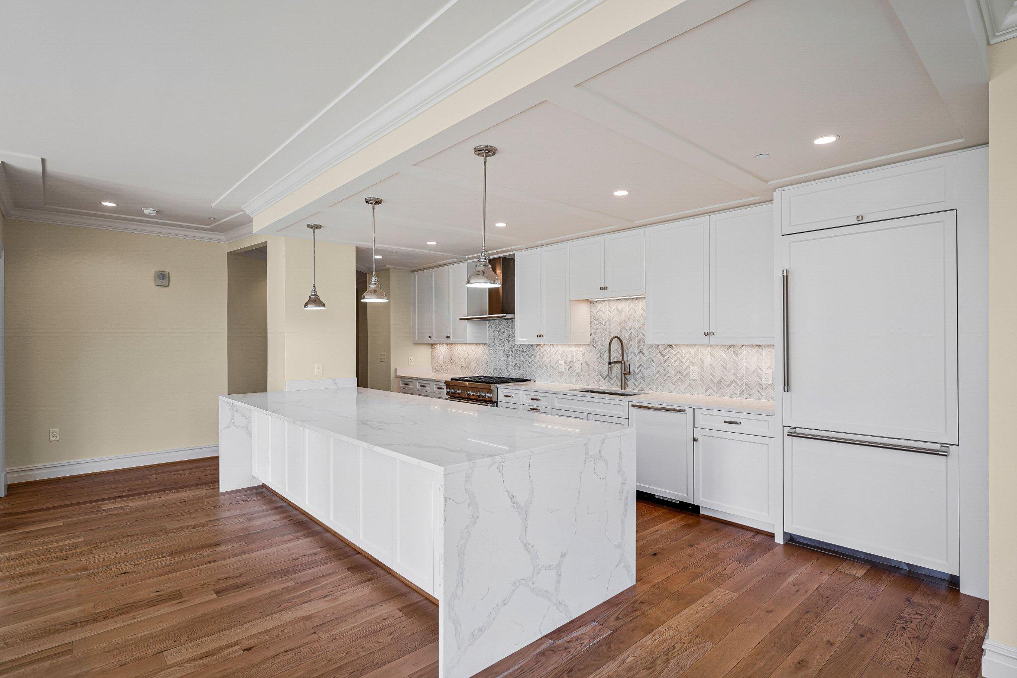 6900 Fleetwood Road, Unit 318 McLean, VA 22101 - Photo 4 of 58 Kitchen