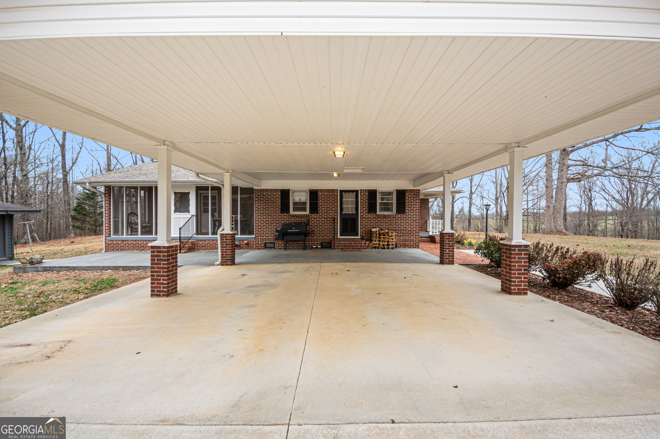436 Tommy Irvin Road Mount Airy, GA 30563 - Photo 13 of 84