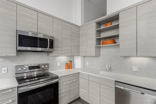 $374,000 | 720 16th St Mall, Unit 505, Denver, CO 80202