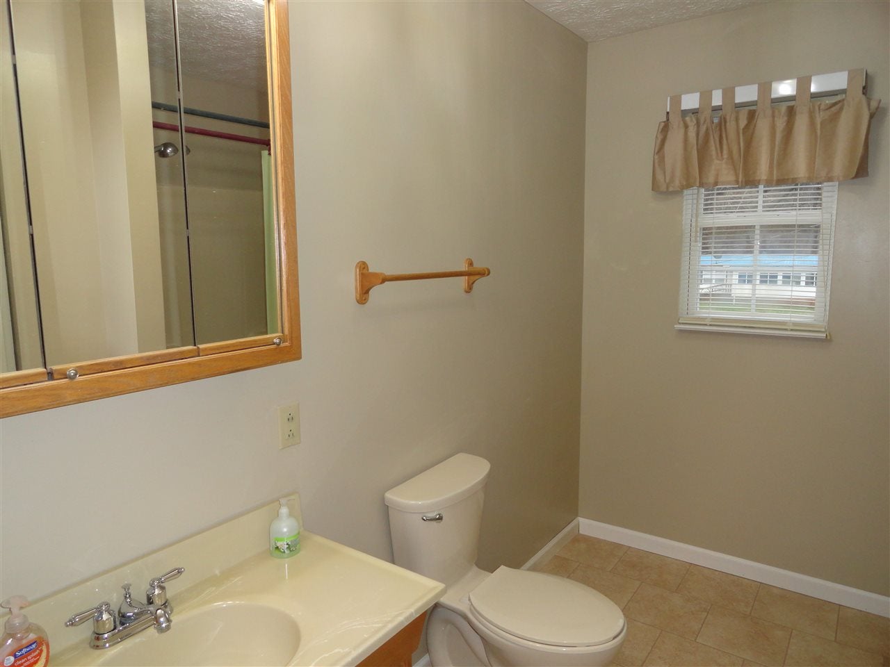 101 Two Mile Creek Road Milton, WV 25541 - Photo 19 of 29 Gallery Image 19