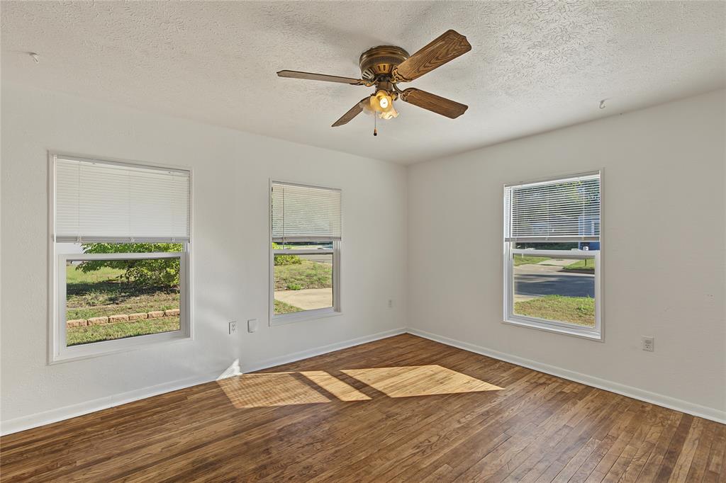 709 North Rusk Street Weatherford, TX 76086 - Photo 5 of 31 Gallery Image 5