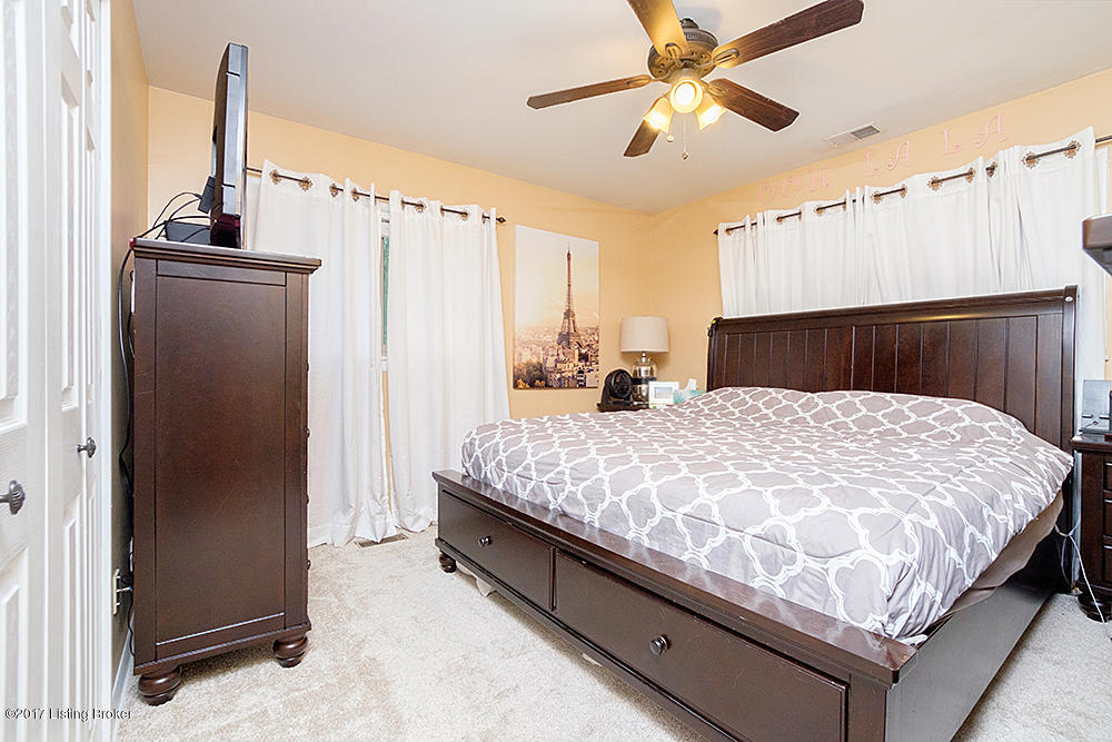 2963 Rio Rita Avenue Louisville, KY 40220 - Photo 22 of 35 DSCF4801