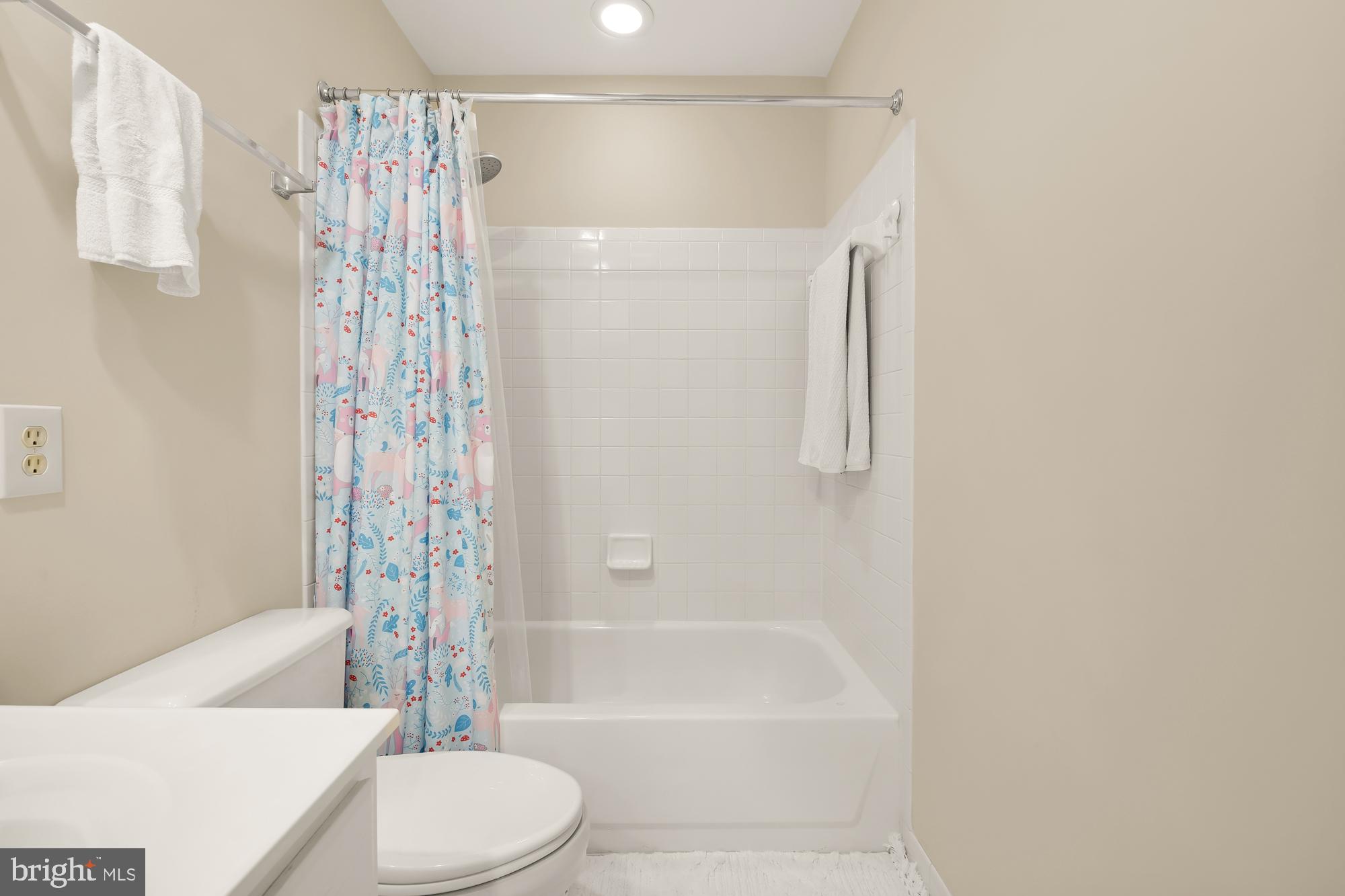 11414 Cedar Ridge Drive Potomac, MD 20854 - Photo 42 of 55 Gallery Image 42