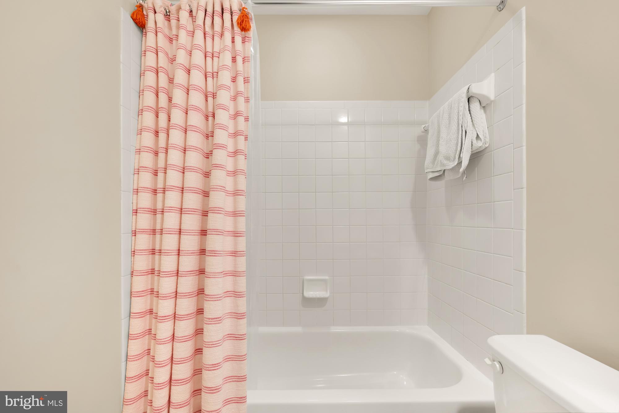 11414 Cedar Ridge Drive Potomac, MD 20854 - Photo 48 of 55 Gallery Image 48