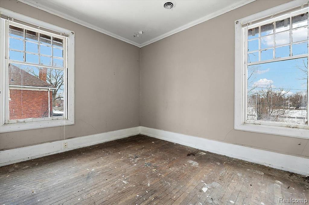 3000 Field Street Detroit, MI 48214 - Photo 34 of 77