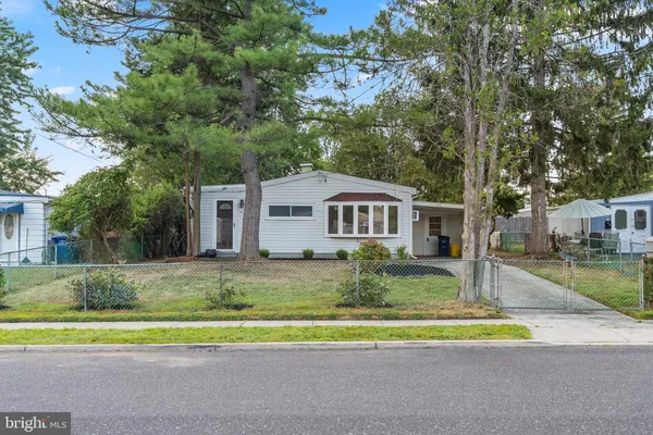 $299,900 | 223 Ruth Avenue, Maple Shade, NJ 08052