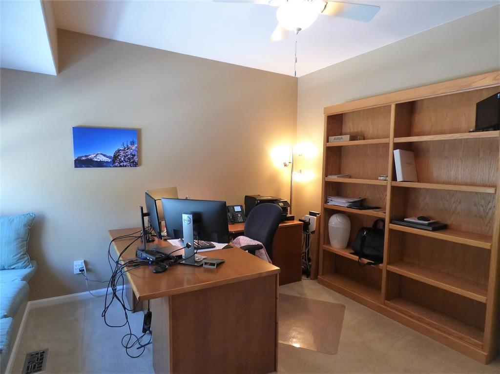 450 Lariat Loop Monument, CO 80132 - Photo 17 of 34