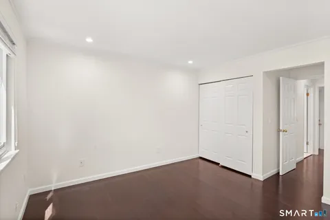 $489,000 | 32 Rowayton Woods Drive, Unit 32, Norwalk, CT 06854