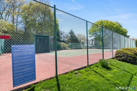 $489,000 | 32 Rowayton Woods Drive, Unit 32, Norwalk, CT 06854