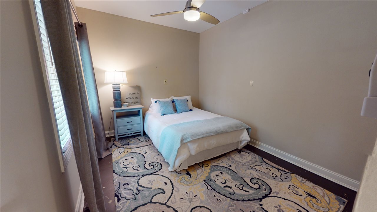 1930 Kirby Road Memphis, TN 38119 - Photo 11 of 25 Gallery Image 11