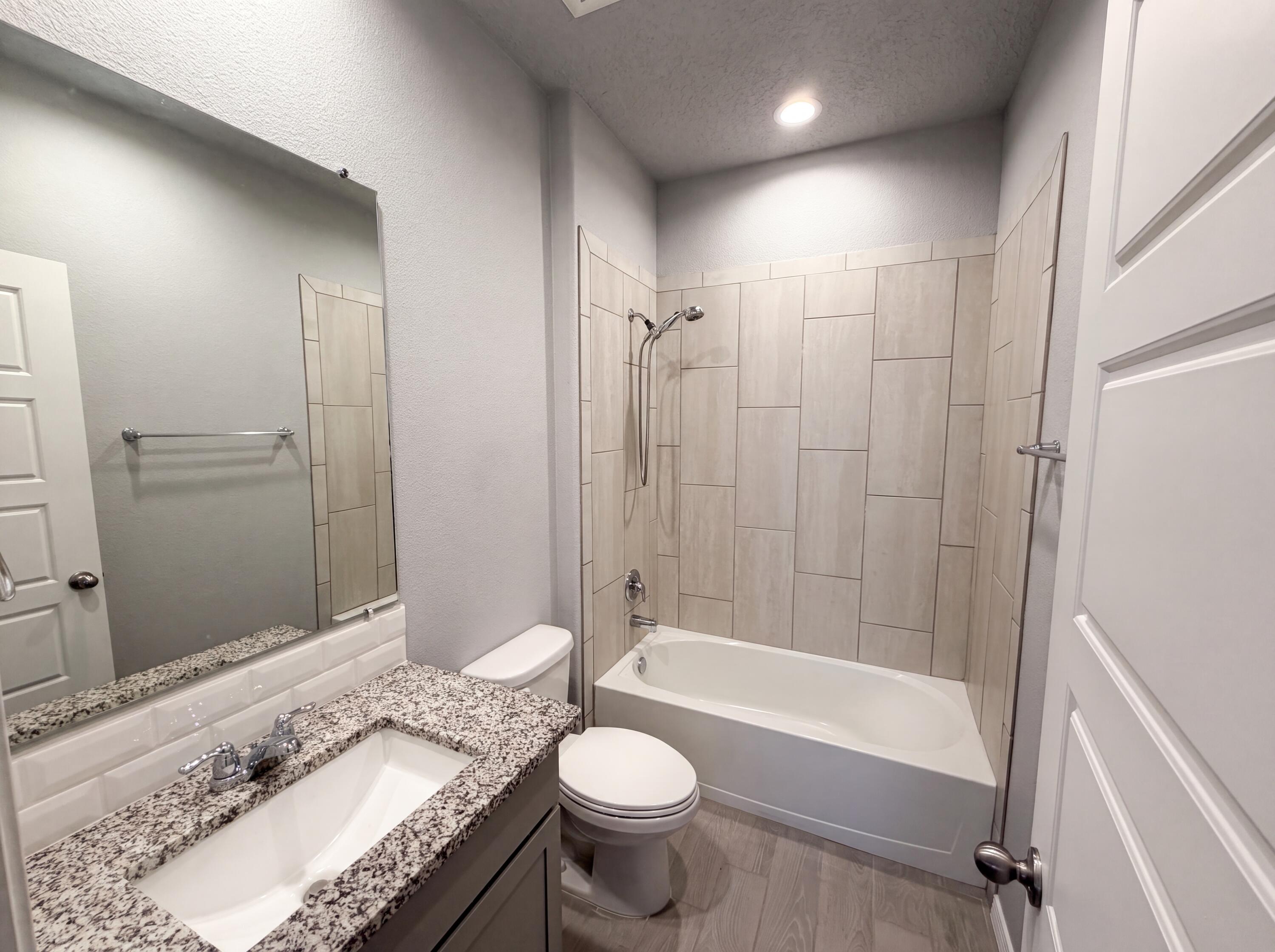 2539 McCauley Loop Northeast Rio Rancho, NM 87144 - Photo 13 of 29 Gallery Image 13