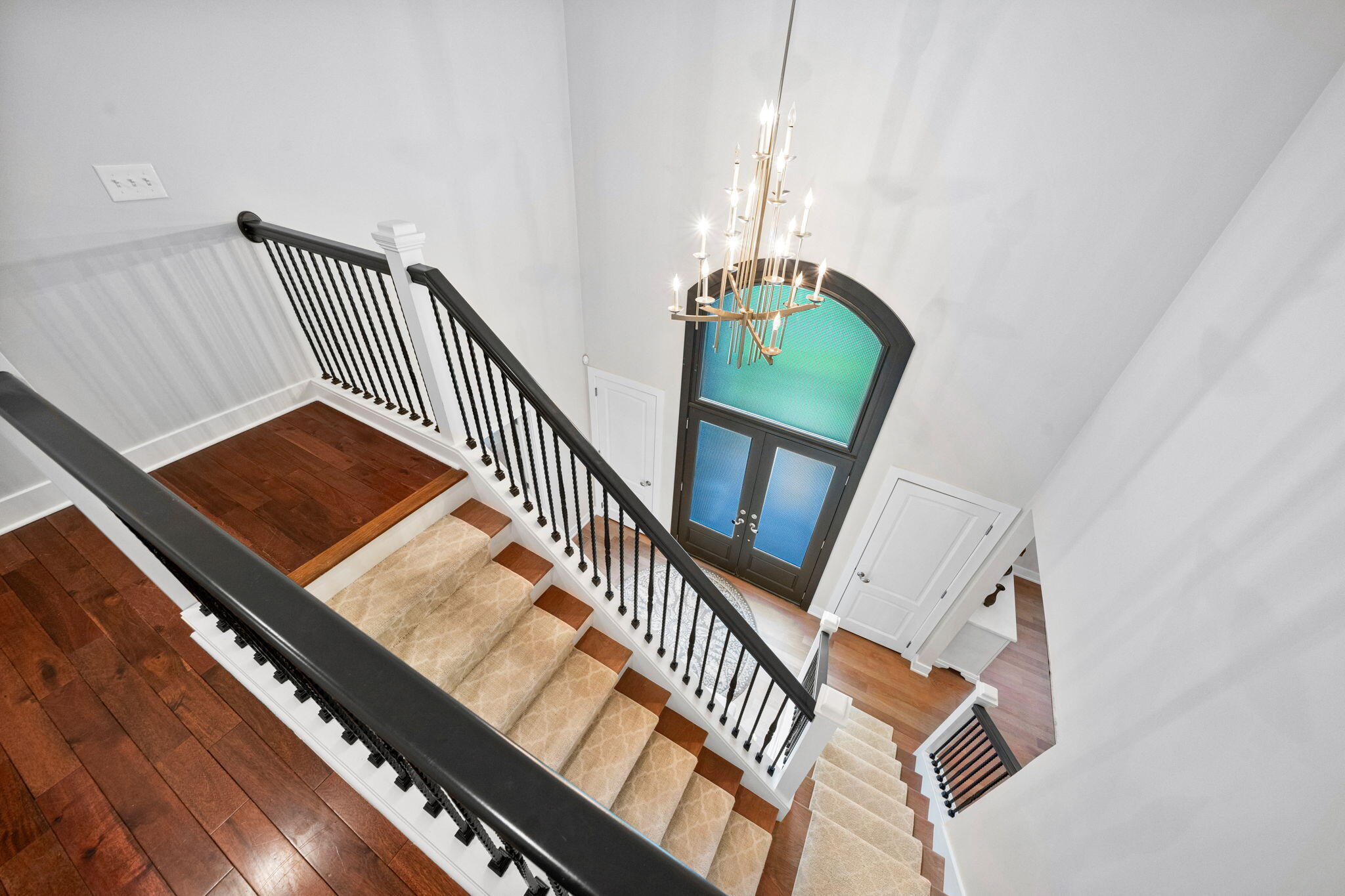 33192 Old Post Rd-12