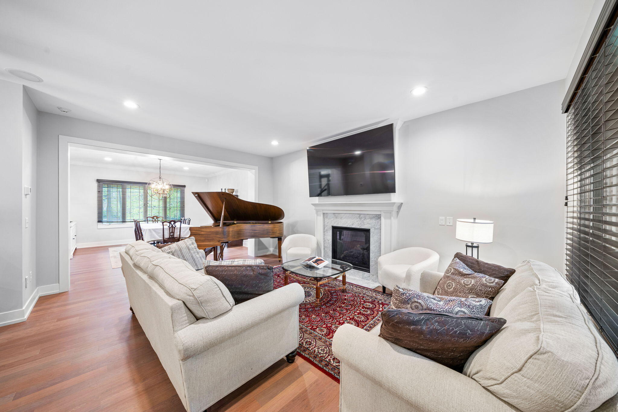 33192 Old Post Rd-16
