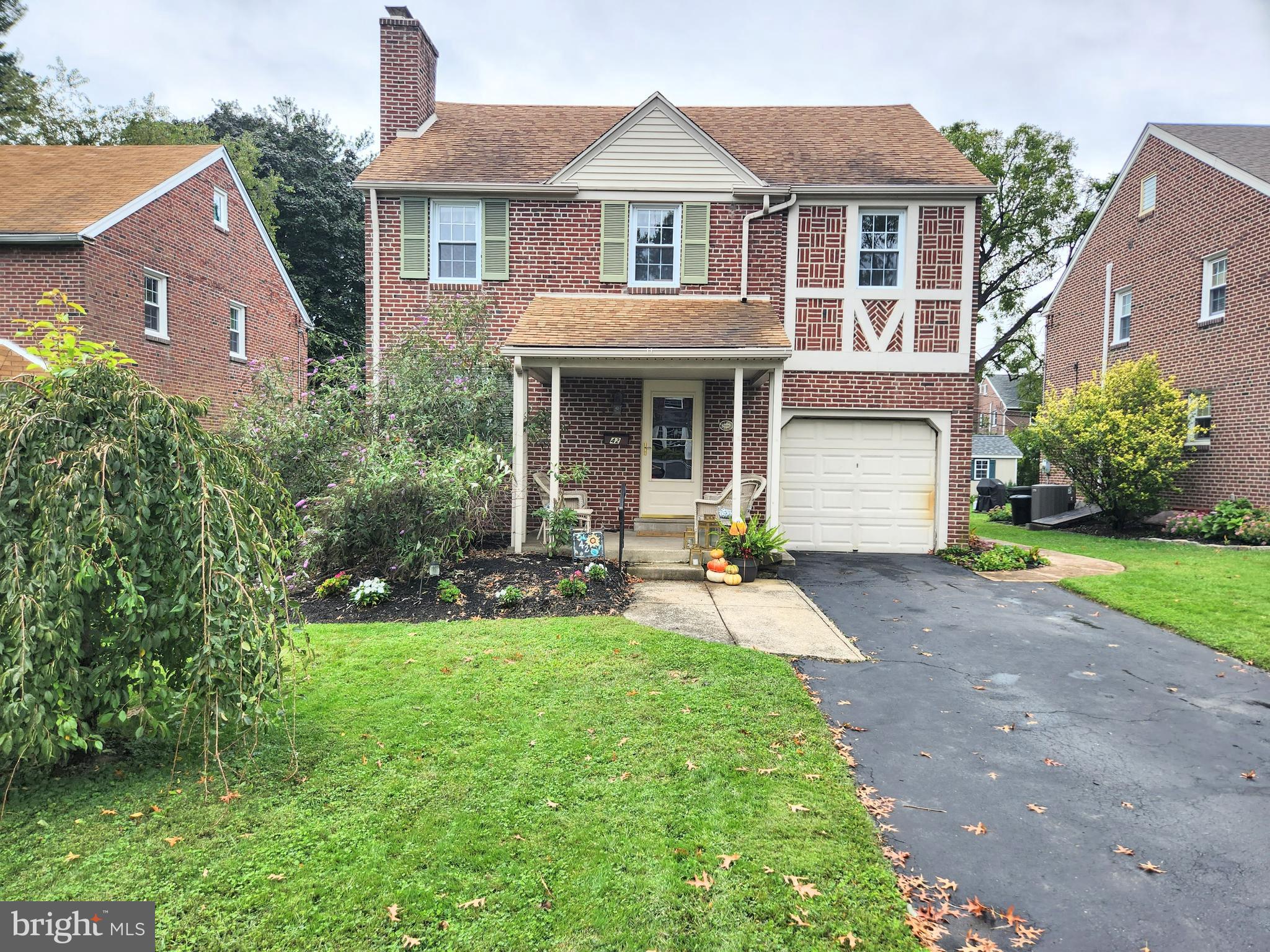 42 Fairfield Road Havertown, PA 19083 - Photo 1 of 31