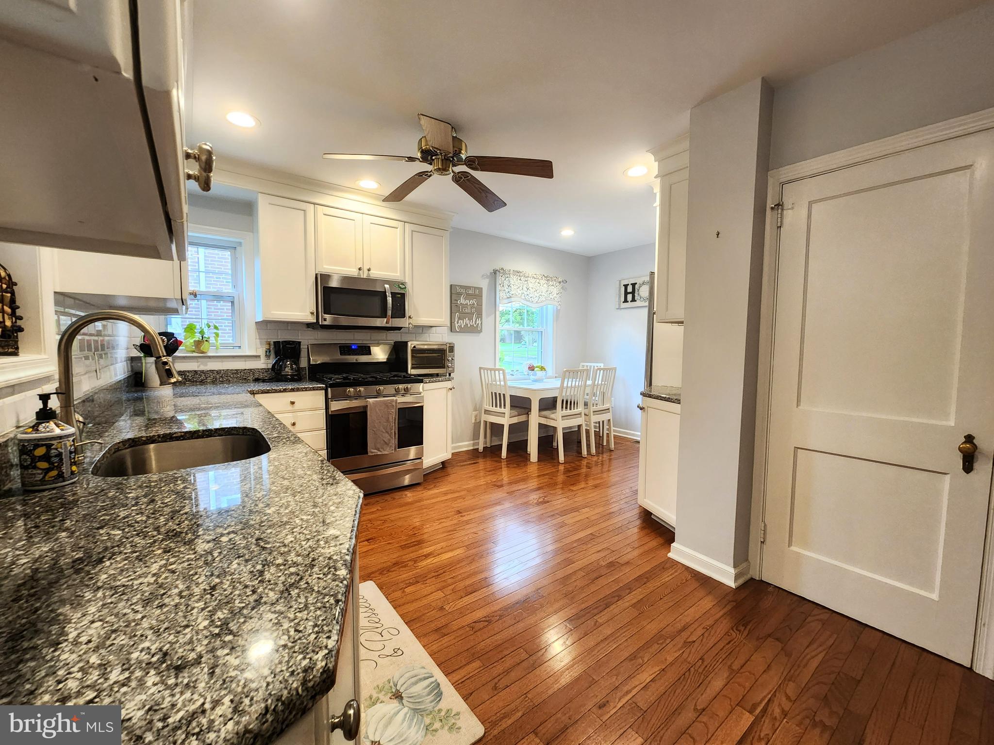 42 Fairfield Road Havertown, PA 19083 - Photo 10 of 31
