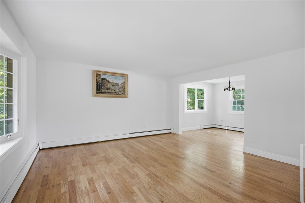 198 Hollis Road Lunenburg, MA 01462 - Photo 11 of 29 Gallery Image 11