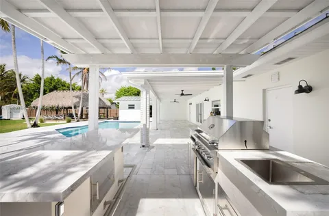 $1,300,000 | 17520 Southwest 89th Avenue, Palmetto Bay, FL 33157