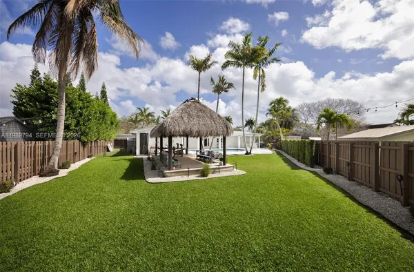 $1,300,000 | 17520 Southwest 89th Avenue, Palmetto Bay, FL 33157