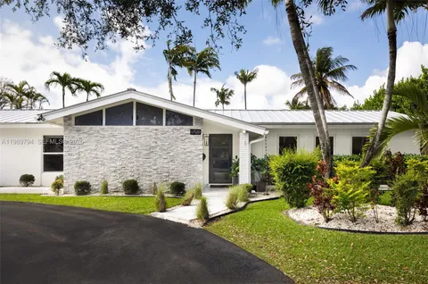 $1,300,000 | 17520 Southwest 89th Avenue, Palmetto Bay, FL 33157