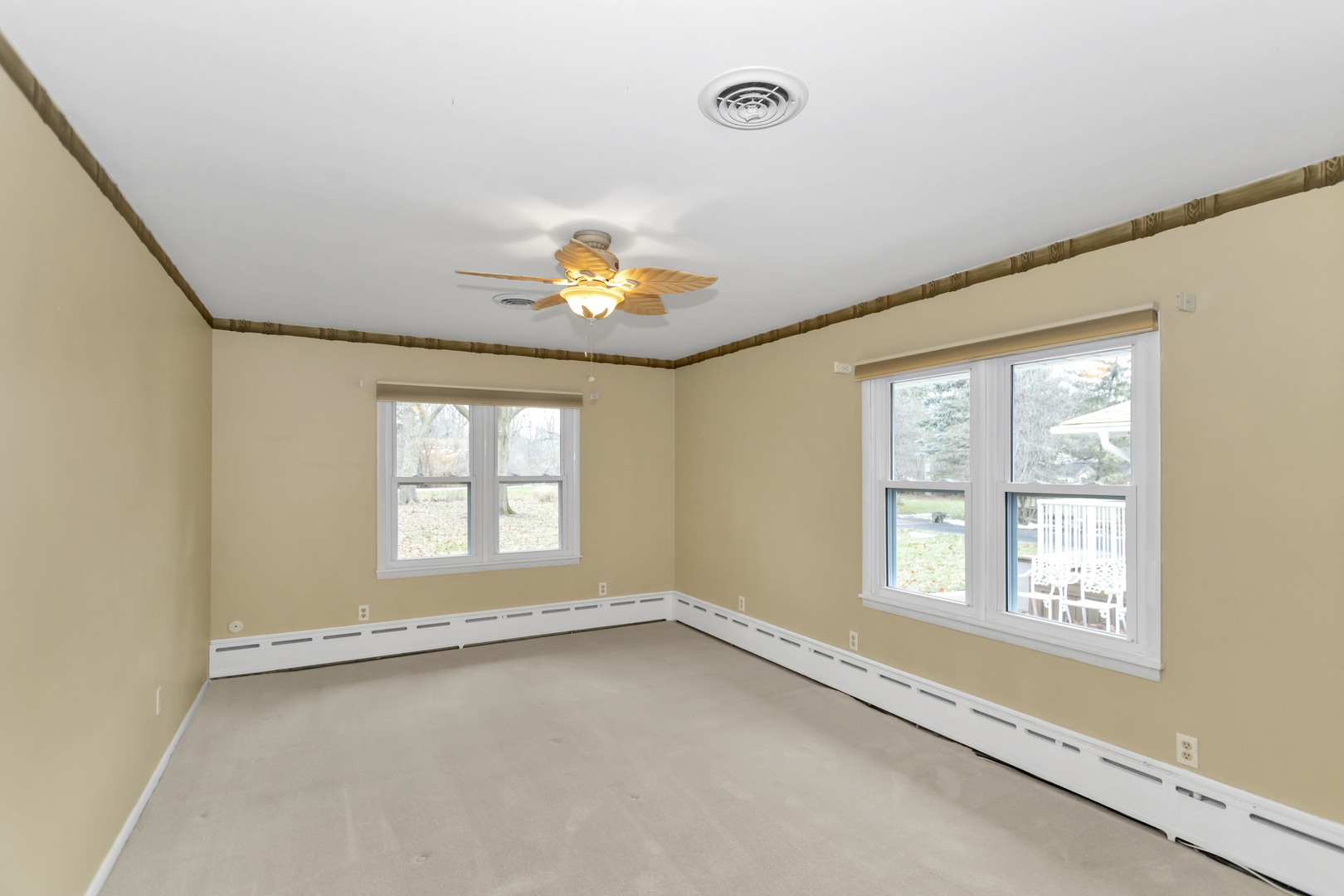 1700 Kay Road Wheaton, IL 60187 - Photo 15 of 38 a view of an empty room with a window