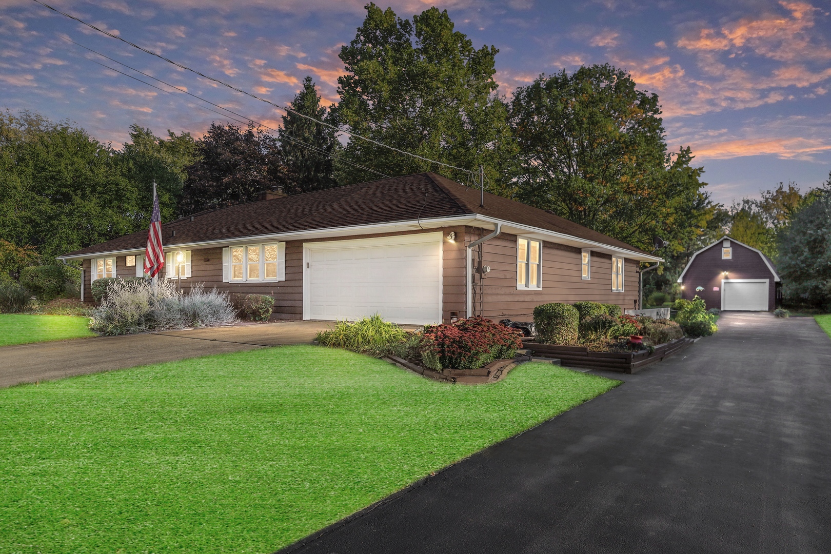 1700 Kay Road Wheaton, IL 60187 - Photo 2 of 38 a front view of a house with garden