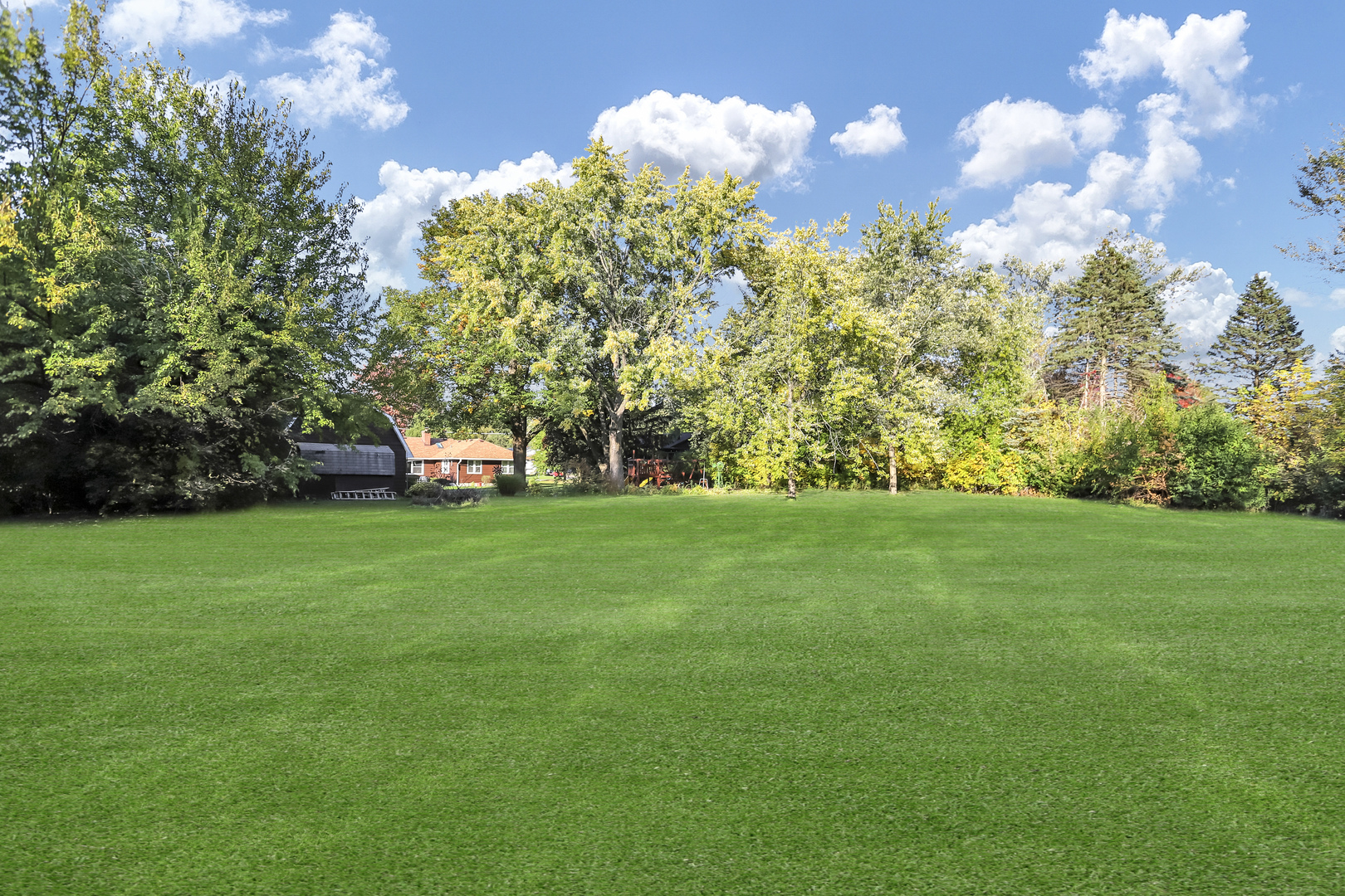 1700 Kay Road Wheaton, IL 60187 - Photo 34 of 38 a view of a volley ball court