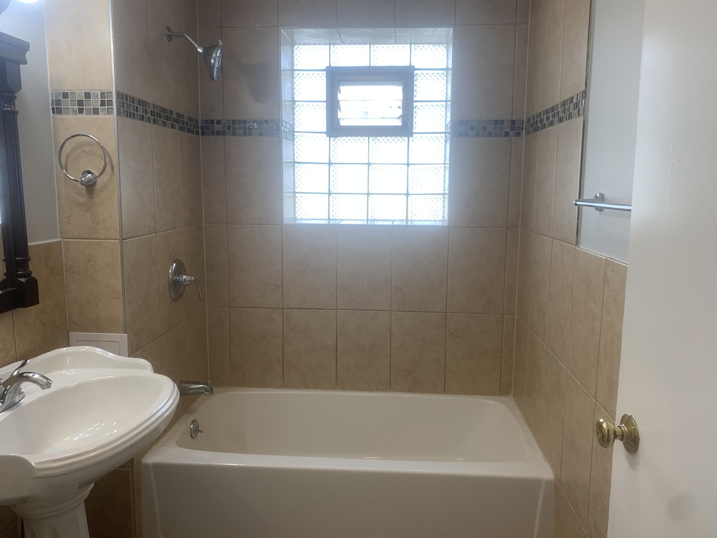 1424 North Maplewood Avenue, Unit 2R Chicago, IL 60622 - Photo 15 of 15