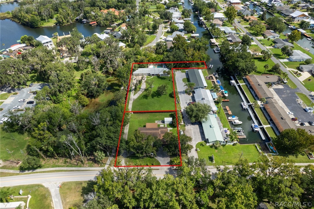149-151 Southeast Paradise Point Road Crystal River, FL 34429 - Photo 36 of 42 Gallery Image 36