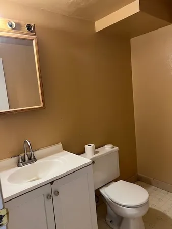 $2,200 | 1216 West 12th Street, Belvidere, IL 61008
