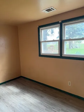 $2,200 | 1216 West 12th Street, Belvidere, IL 61008