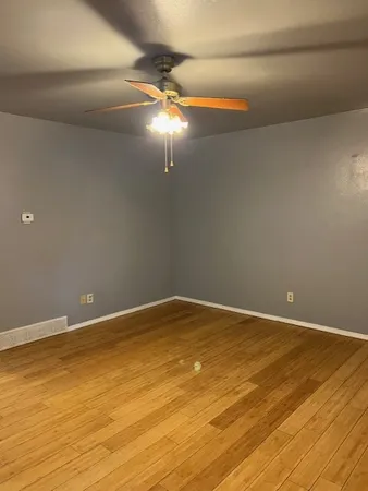 $2,200 | 1216 West 12th Street, Belvidere, IL 61008