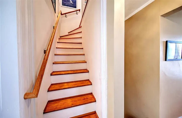 $825,000 | 6 Alfred Stone Road, Providence, RI 02906