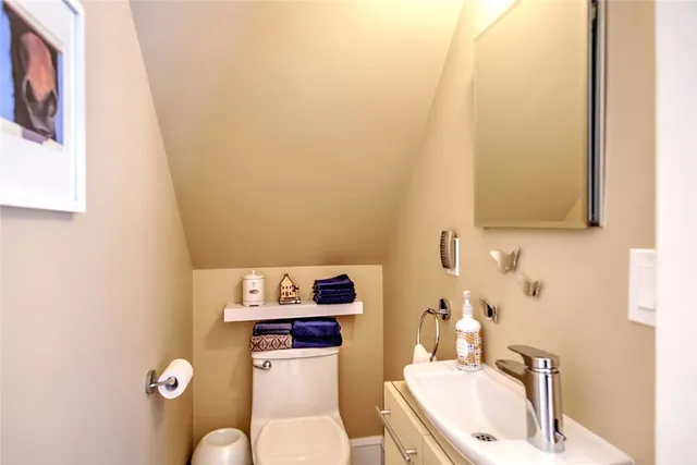 $825,000 | 6 Alfred Stone Road, Providence, RI 02906