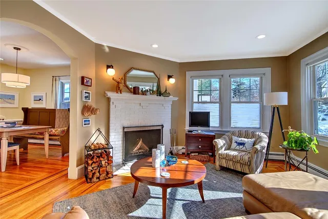 $825,000 | 6 Alfred Stone Road, Providence, RI 02906
