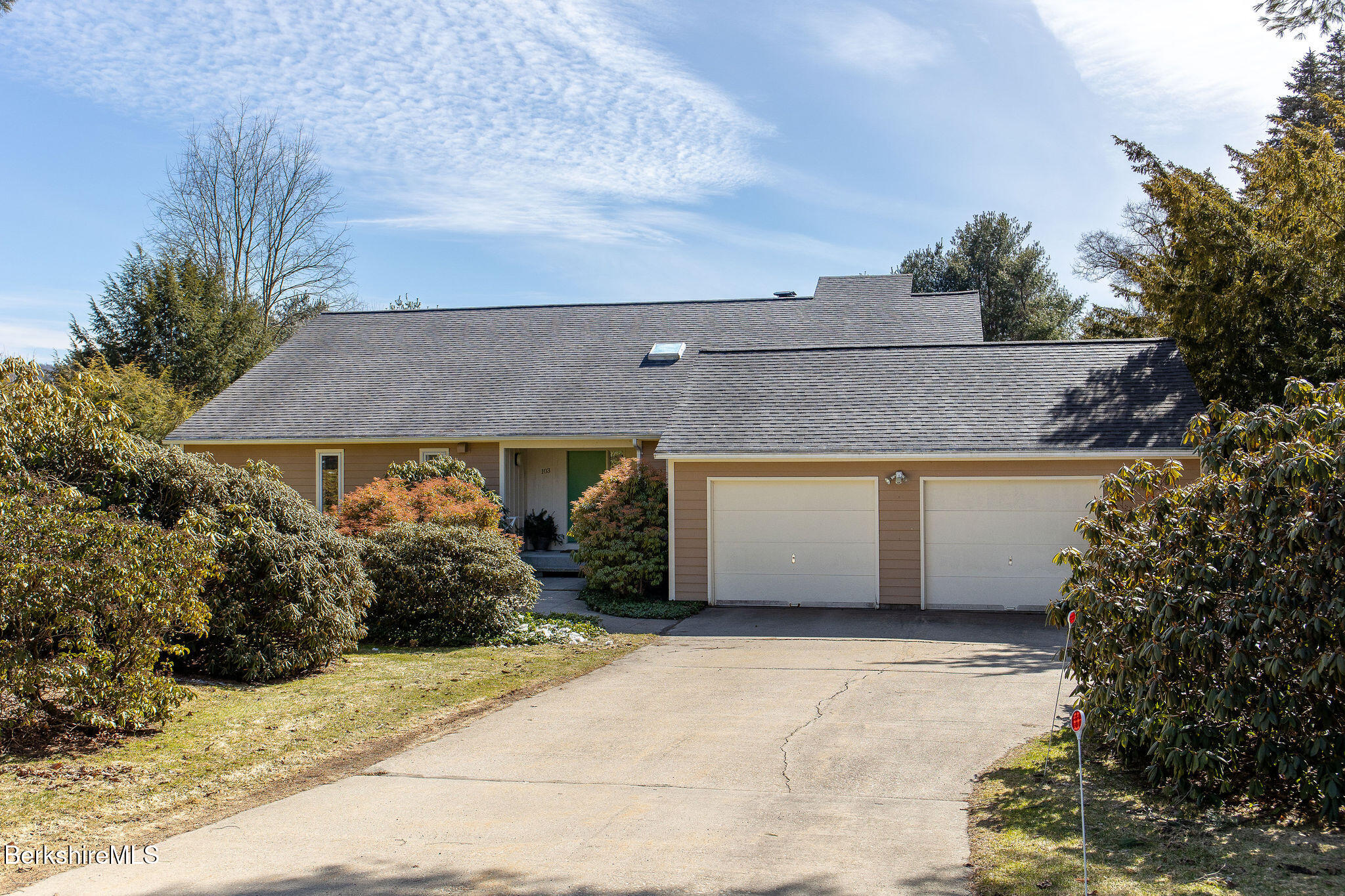 103 Gravesleigh Terrace Pittsfield, MA 01201 - Photo 2 of 46 front view of house with a yard