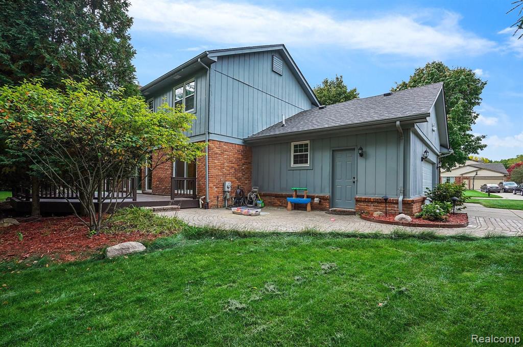 1440 Fawn Court Rochester Hills, MI 48309 - Photo 23 of 24