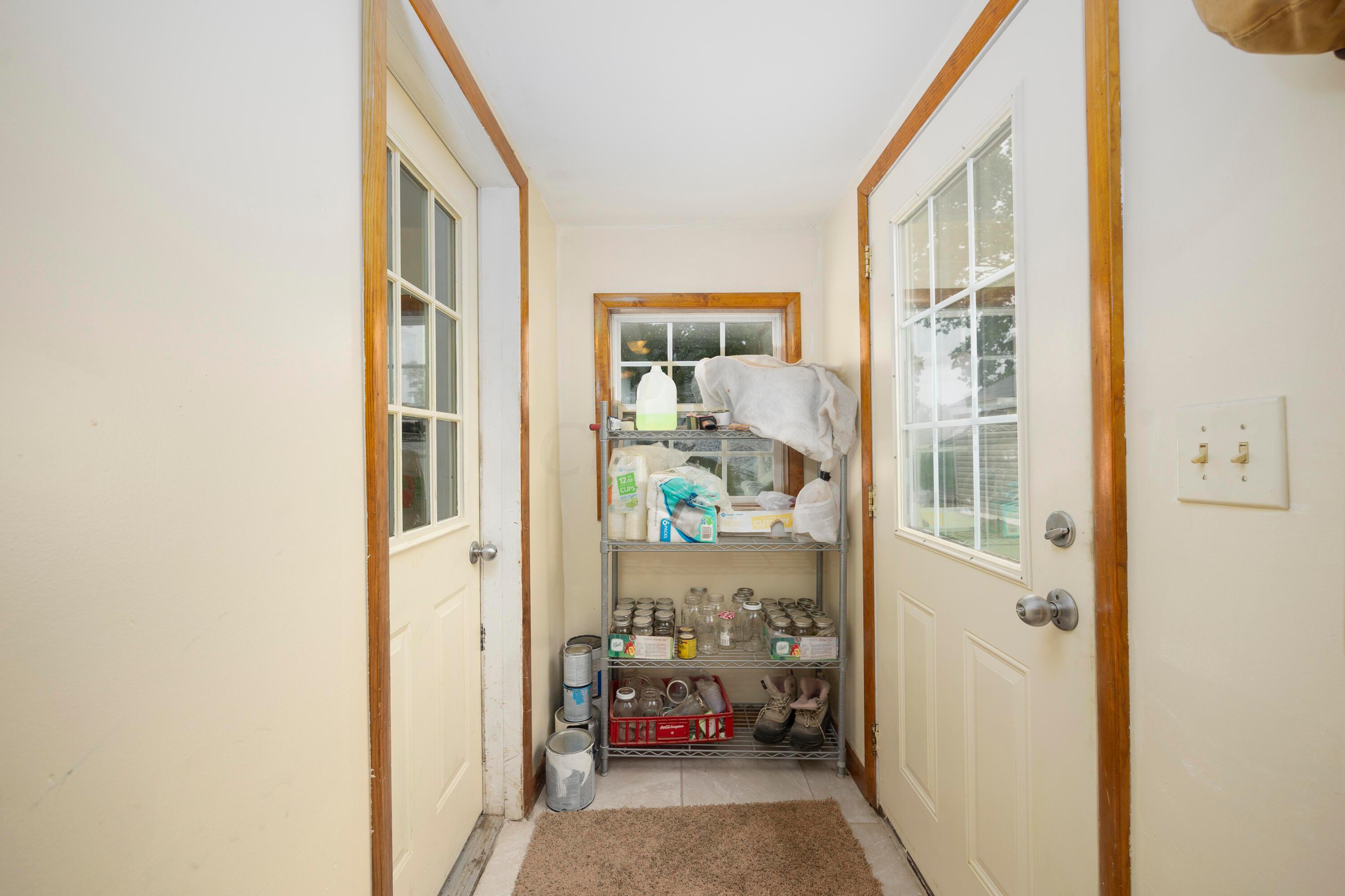 115 Phelps Road Columbus, OH 43207 - Photo 27 of 42 Mudroom