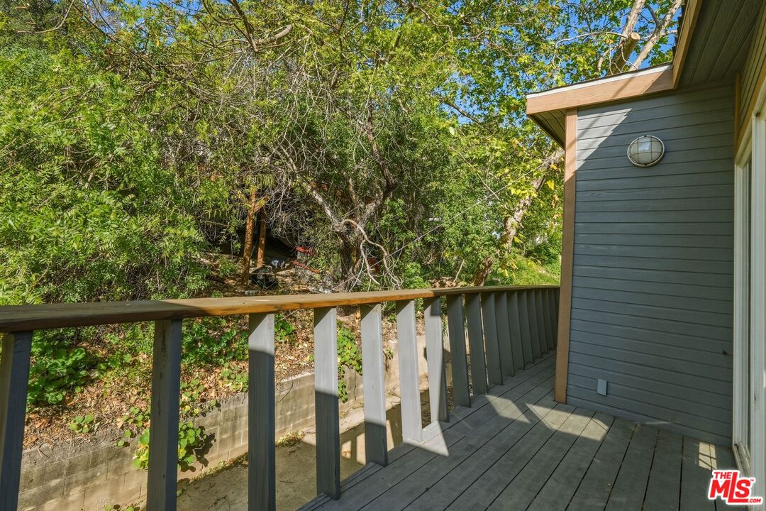 67 Paradise Cove Road Malibu, CA 90265 - Photo 23 of 27 Gallery Image 23